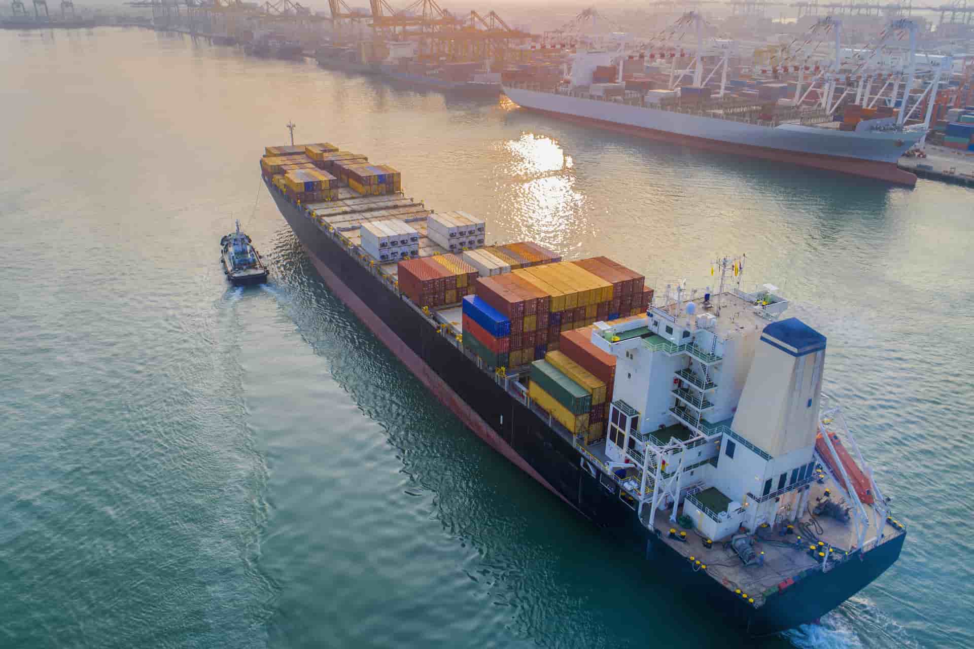 Trade war fears haunt EM forex