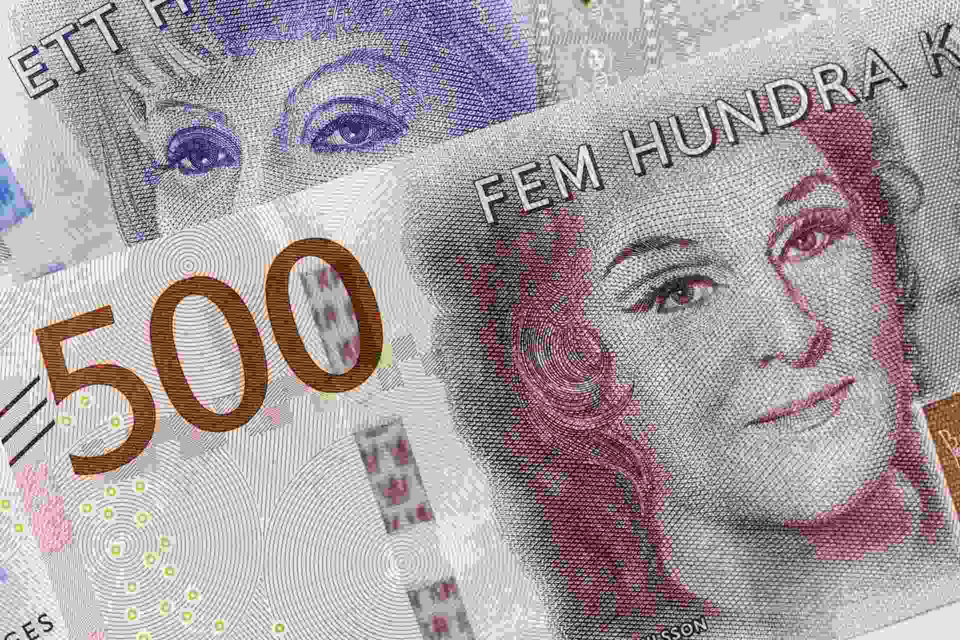 CAD tumbles, and we need to talk about SEK