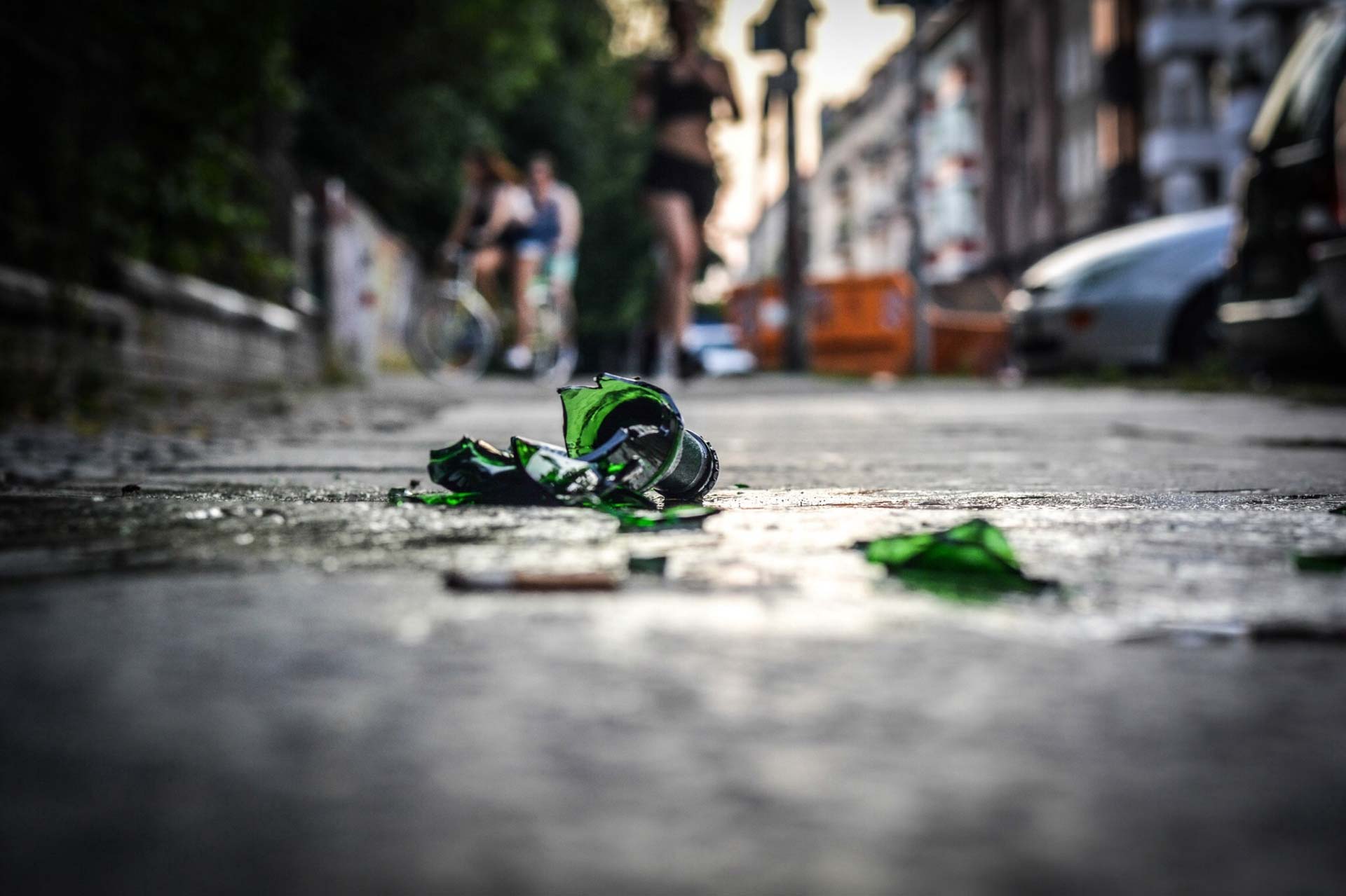 Boulevard of broken deals