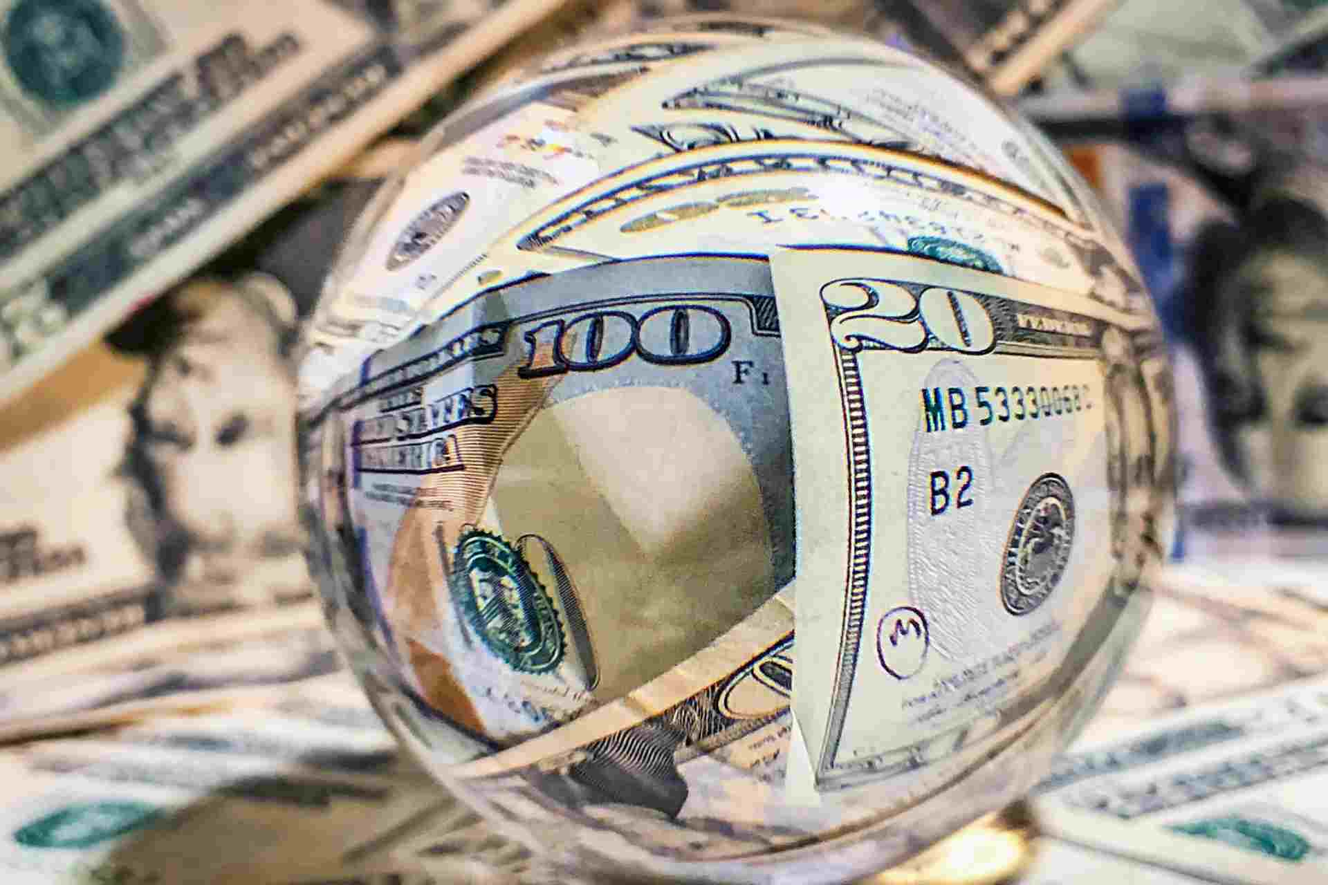 Rynki walutowe: Yellen kradnie show, Powell zignorowany
