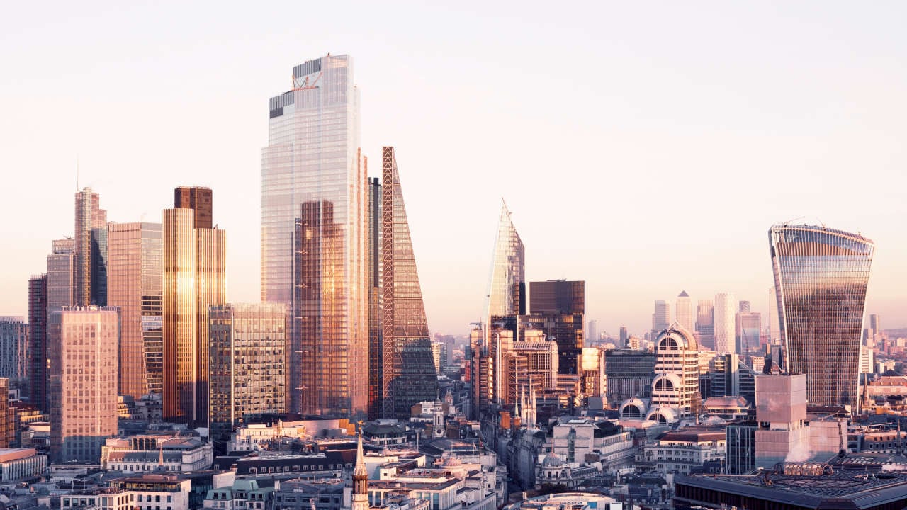 gid1197105827_london-canarywharf_1280x720 1