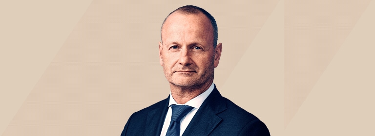 Výběry z bank zvyšují sázky ve hře na fragmentaci.